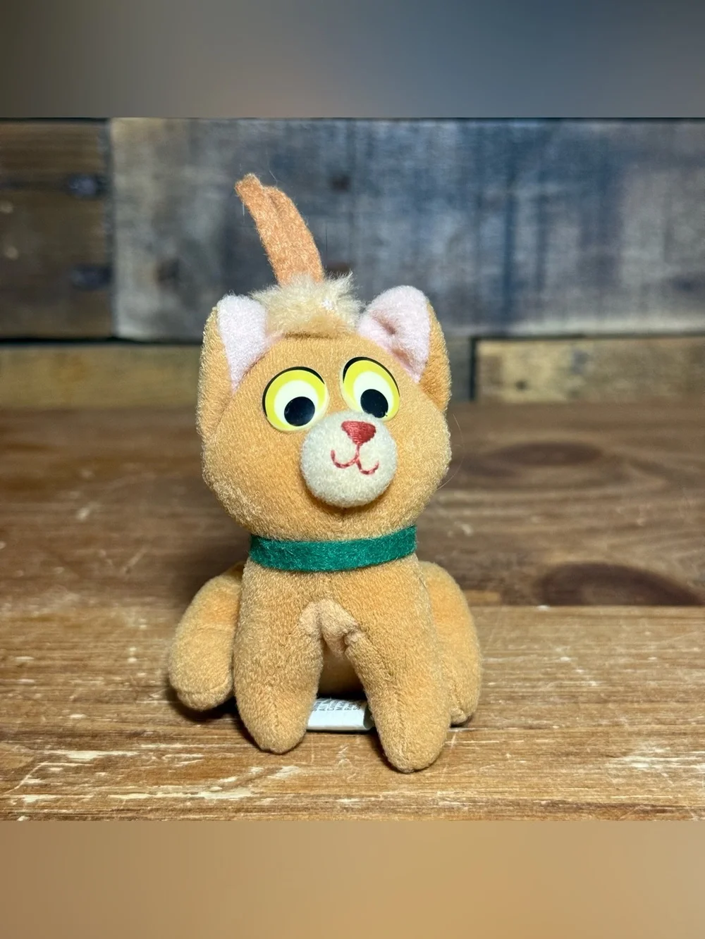 Disney Oliver and Company Cat 1988 McDonald's Vintage Plush‎ Christmas Ornament